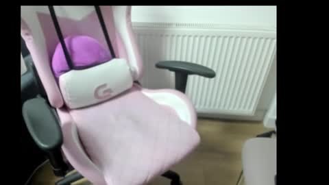 Lady Lyanna online show from February 15, 3:20 am