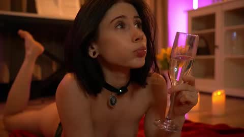 lady_nicolett online show from March 11, 4:15 am