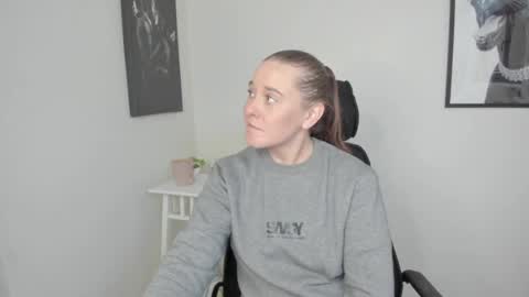 ALESSA online show from July 13, 5:44 am