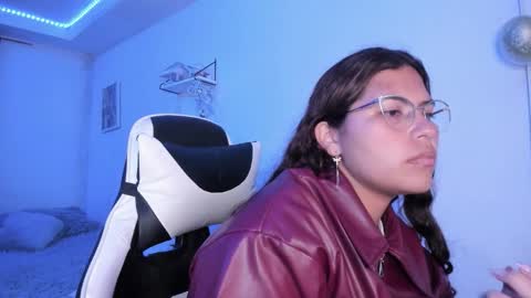  Lady  online show from December 15, 1:56 am