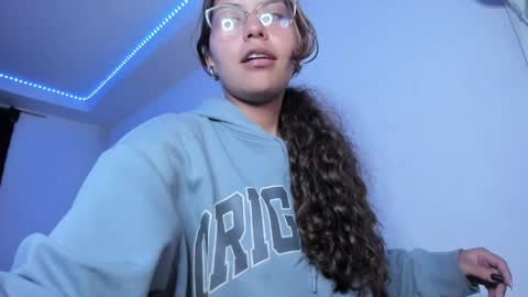  Lady  online show from March 28, 2:57 am