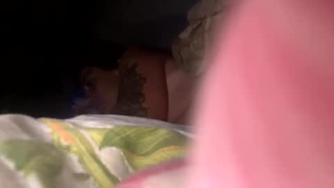 Snapshot of ladybug9097 chatting on September 11, 6:47 am RockStar Couple online show from September 11, 6:47 am