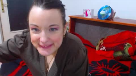 Snapshot of ladylhoty chatting on March 5, 8:21 pm LadyLHoty online show from March 5, 8:21 pm