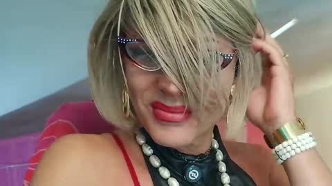 Oxana online show from April 9, 1:42 am