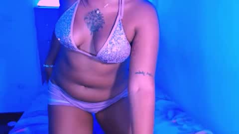 laura online show from April 9, 6:19 am