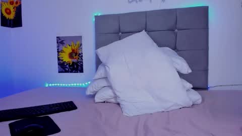 Ladysexy hot19  online show from September 17, 2:59 am