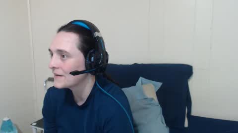 LadySlate online show from February 26, 3:03 am