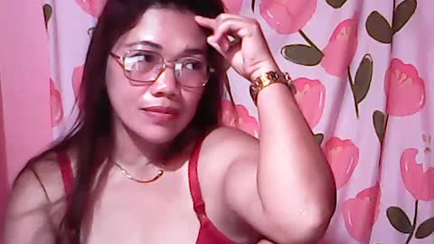 ladysweet4u69 online show from June 12, 8:02 am