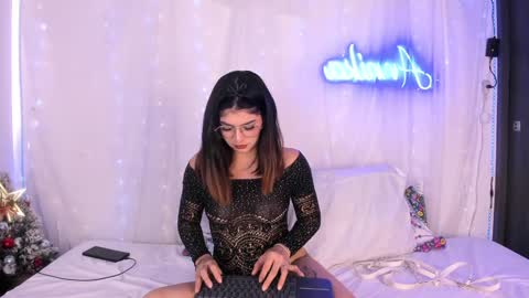 Snapshot of laena_arryn chatting on December 2, 8:39 pm Laena Arryn online show from December 2, 8:39 pm