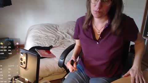 Lea online show from March 4, 12:44 pm