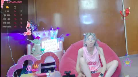Skinnygirl online show from May 8, 1:11 am