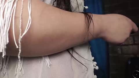 laia_hadid online show from December 18, 9:21 pm