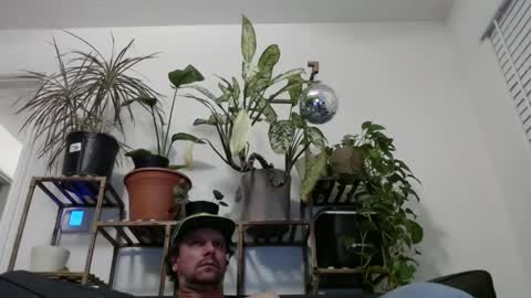 Rick online show from December 25, 5:37 am