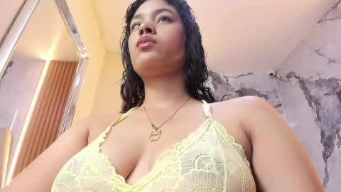   online show from May 11, 11:50 am