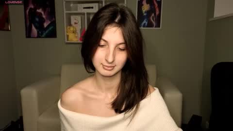 laisy online show from November 10, 11:24 am