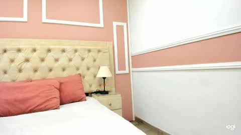 lala_ink_ online show from April 13, 1:15 pm