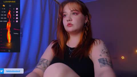 Snapshot of lala_loulou chatting on October 11, 12:10 pm Nicky online show from October 11, 12:10 pm
