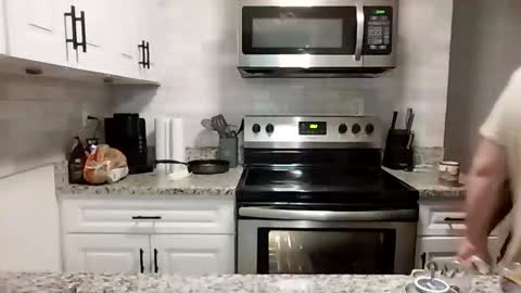 LALOVE99 online show from October 4, 3:37 am