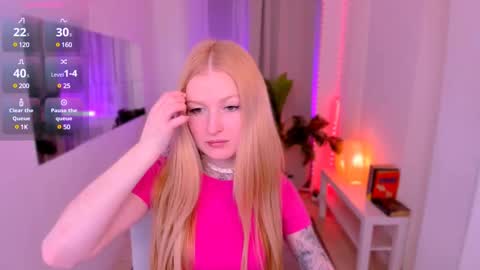 Snapshot of laly_peach chatting on March 9, 4:33 pm Laly online show from March 9, 4:33 pm