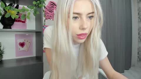 Erika online show from September 29, 8:24 am