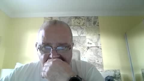 lamabama online show from February 9, 1:26 pm