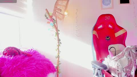 Snapshot of lana_dreams_ chatting on September 17, 12:19 pm Lana online show from September 17, 12:19 pm