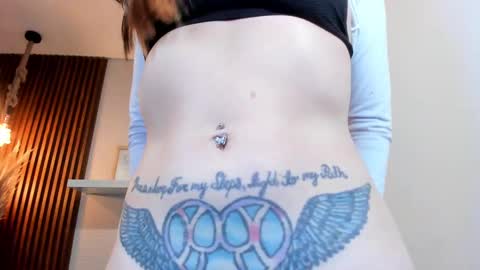 Lana     igauroraaaaaaaaa 1 online show from October 3, 3:04 am