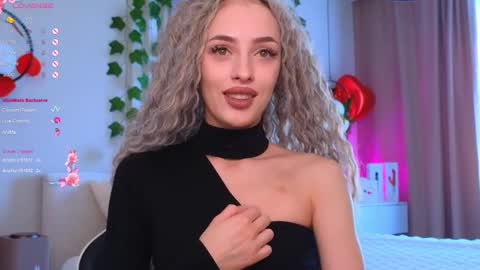 Snapshot of lana_me chatting on February 26, 3:25 am Milana online show from February 26, 3:25 am