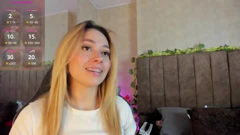 Lana online show from February 3, 4:43 am