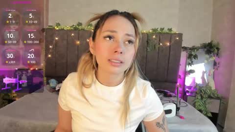 Lana online show from February 18, 5:29 am