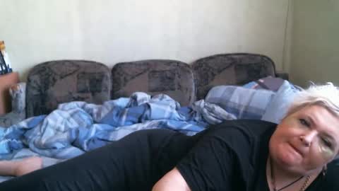 lanacat555 online show from September 13, 11:12 am