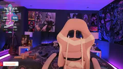 L A N A  online show from November 8, 3:37 pm