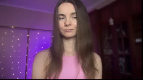 Snapshot of lanaloulou chatting on February 28, 10:39 pm Lana online show from February 28, 10:39 pm