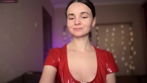 Snapshot of lanaloulou chatting on October 9, 10:15 pm Lana online show from October 9, 10:15 pm
