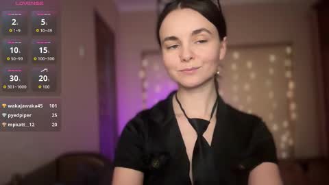 Snapshot of lanaloulou chatting on September 22, 1:59 pm Lana online show from September 22, 1:59 pm