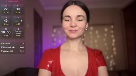 Snapshot of lanaloulou chatting on October 1, 2:43 am Lana online show from October 1, 2:43 am