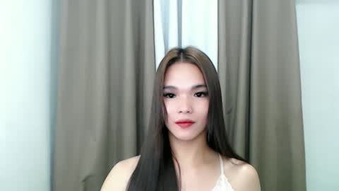 Snapshot of lanawyatt_ chatting on February 8, 5:39 pm lanawyatt_ online show from February 8, 5:39 pm