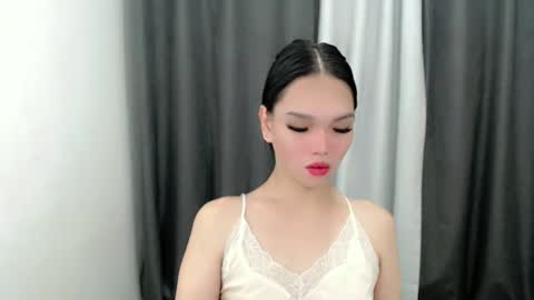 Snapshot of lanawyatt_ chatting on October 9, 5:51 pm lanawyatt_ online show from October 9, 5:51 pm