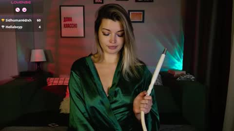 Snapshot of lancastermiss chatting on October 18, 3:27 pm LancasterMiss online show from October 18, 3:27 pm