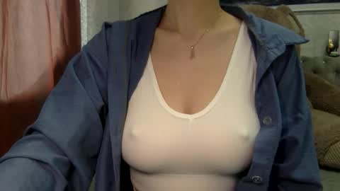 langoria online show from April 11, 10:41 am