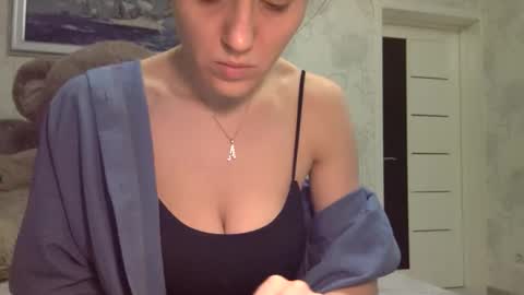 langoria online show from November 10, 9:28 pm