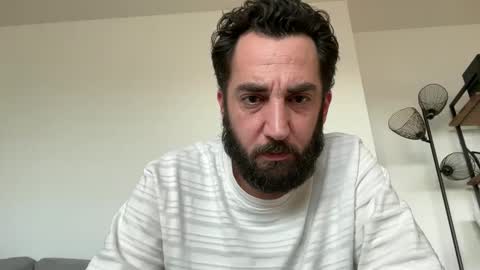 Lanimal online show from December 6, 12:44 pm