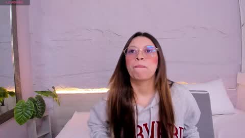 Lanna online show from February 20, 11:34 am