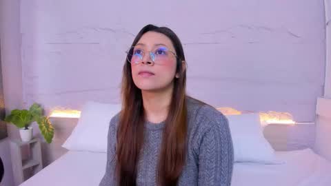 Lanna online show from January 13, 11:51 am