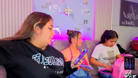 lanna_as online show from November 15, 3:46 pm