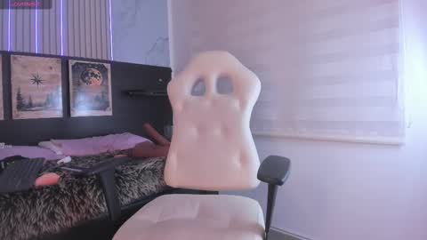 lanna_as online show from March 7, 11:29 am