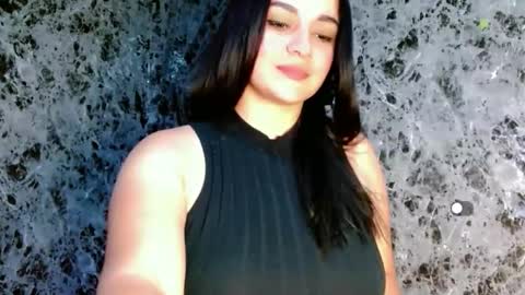 Lanna online show from March 24, 2:56 pm