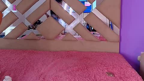  Lanna  online show from March 8, 2:34 am