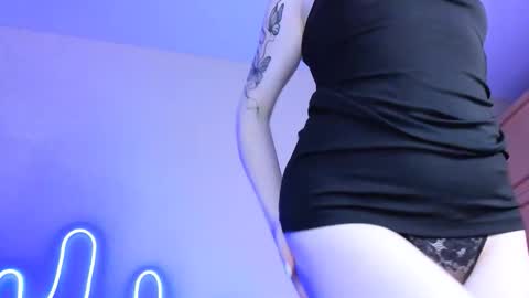 Snapshot of larakrein_lk chatting on October 8, 12:55 pm LaraKrein lk online show from October 8, 12:55 pm