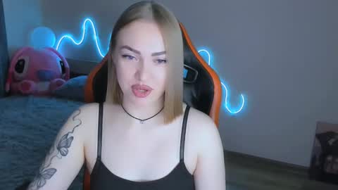 LaraKrein lk online show from February 21, 12:30 pm